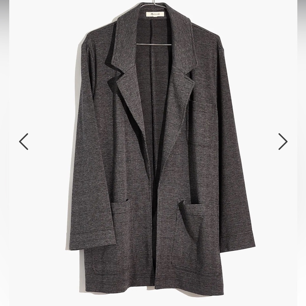 Oversized Knit Blazer in Glen Plaid